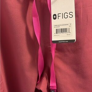 Figs Zamora Pink Jogger Scrub Pants